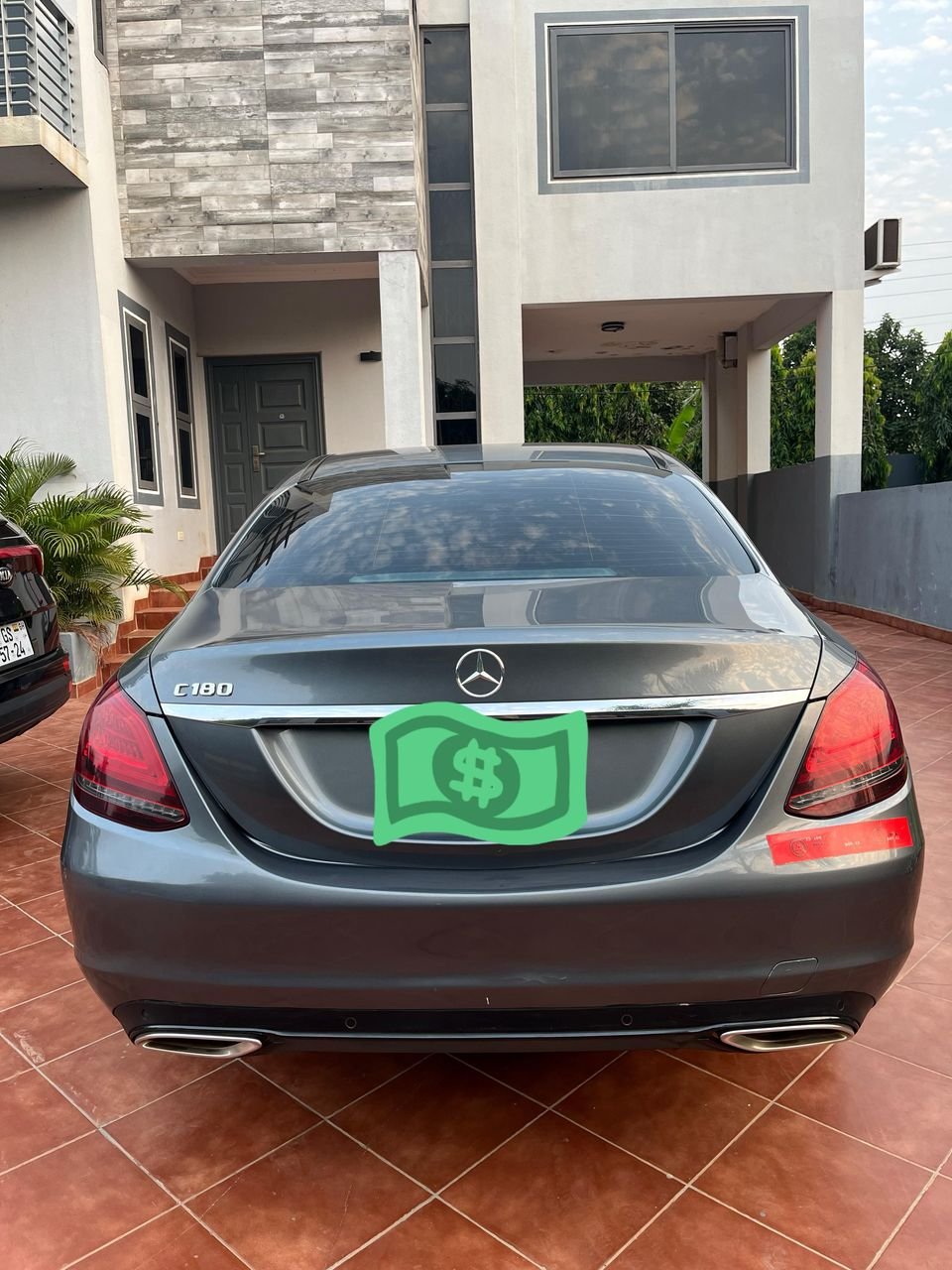 
								Mercedes Benz C-180 full									