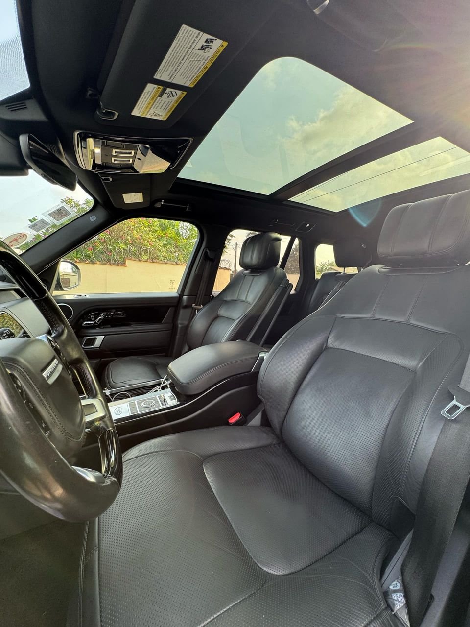 
								Range Rover Vogue full									