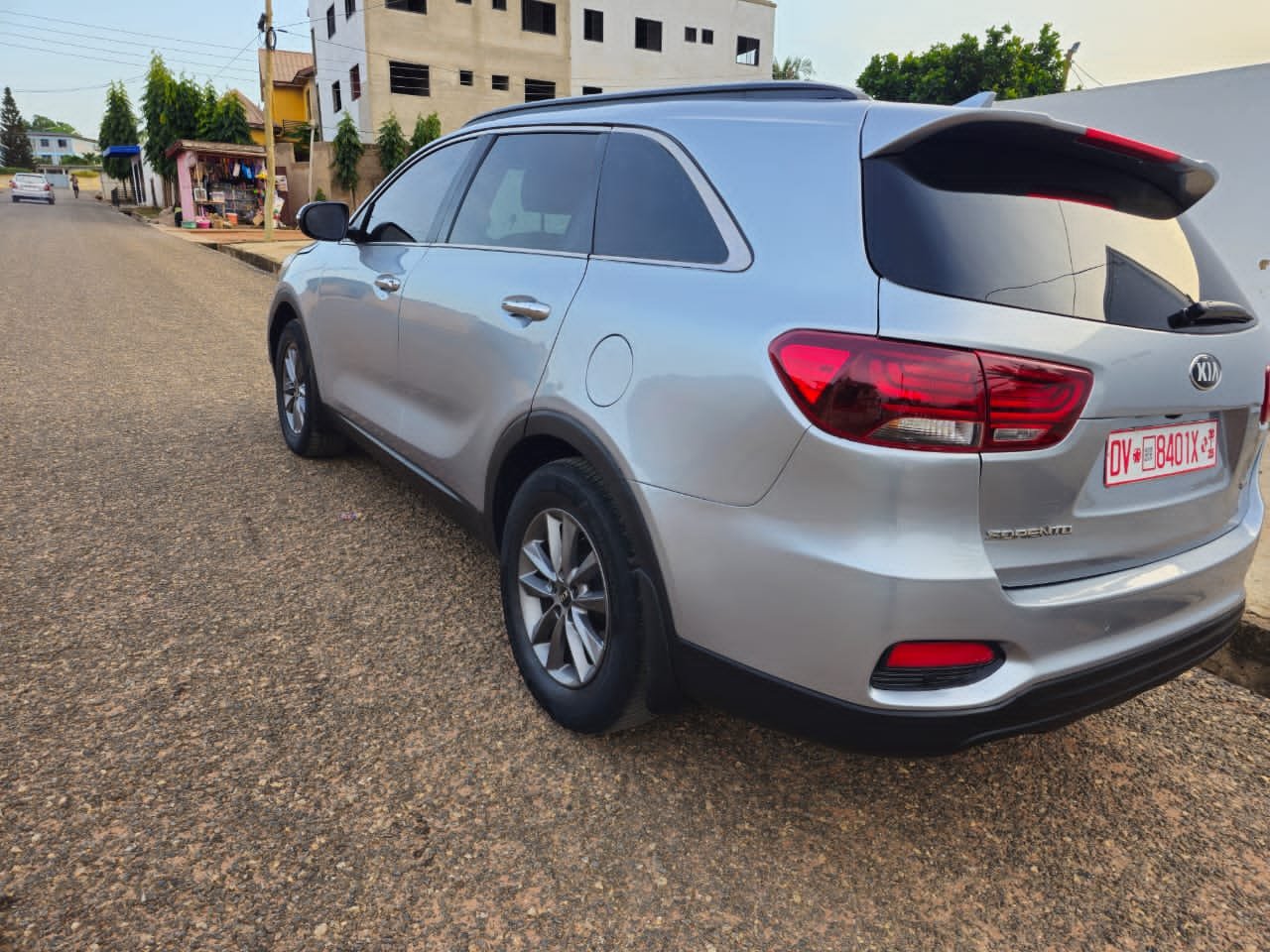 
								Kia Sorento LX FWD 2019 full									