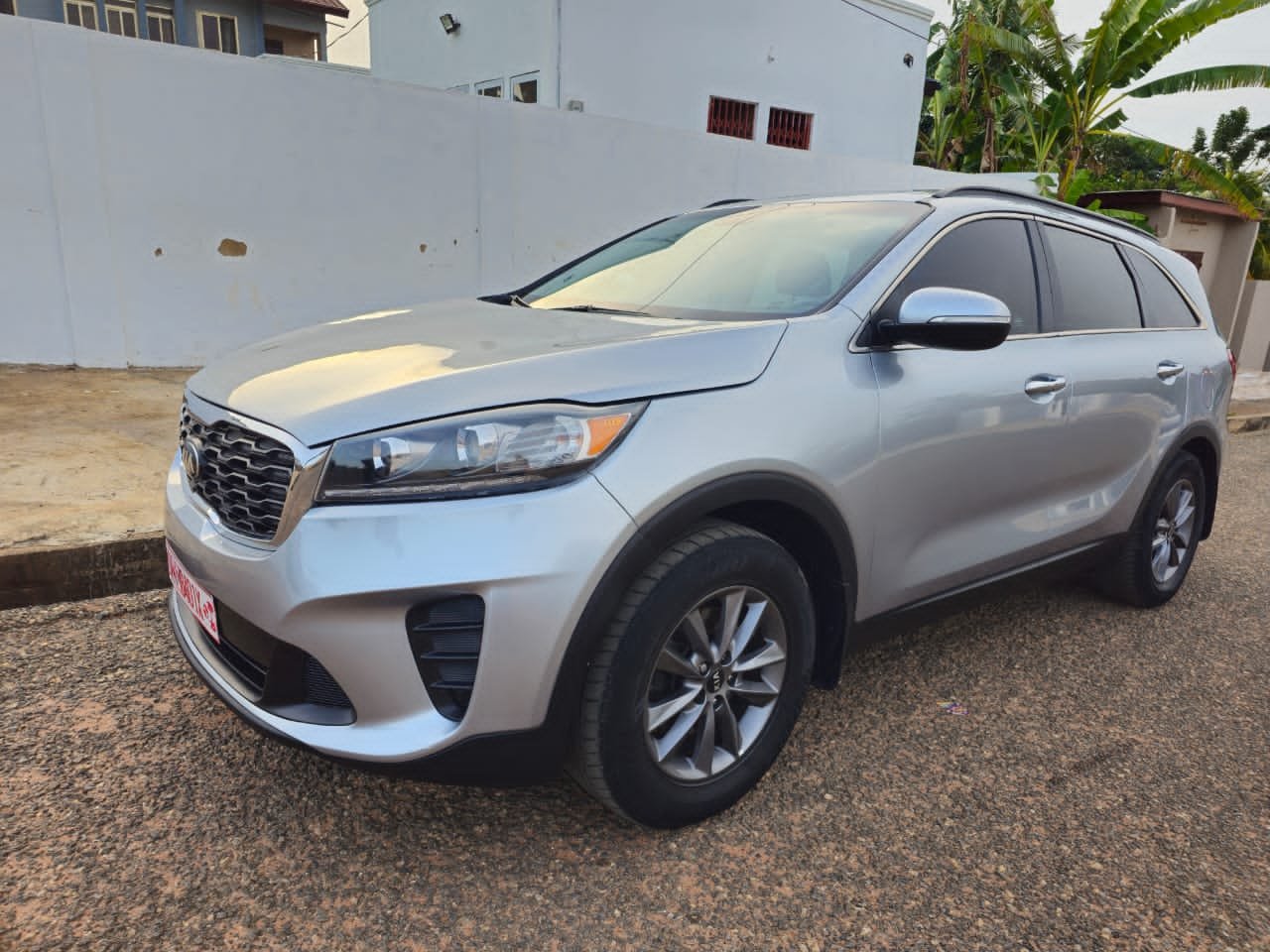 
								Kia Sorento LX FWD 2019 full									