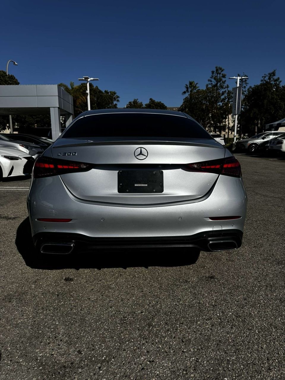 
								Mercedes-Benz C-Class 2023 full									