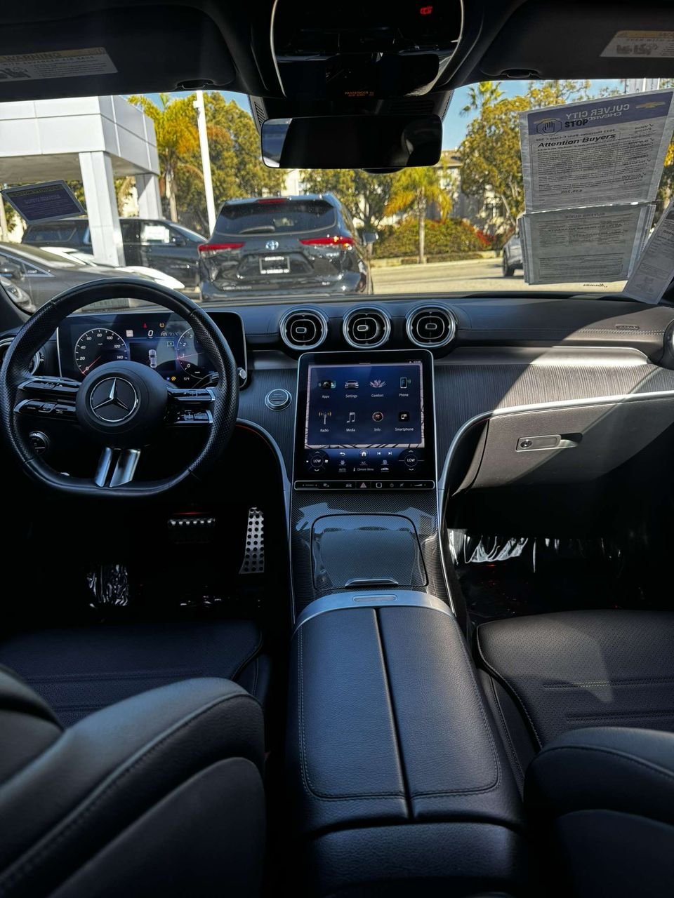 
								Mercedes-Benz C-Class 2023 full									